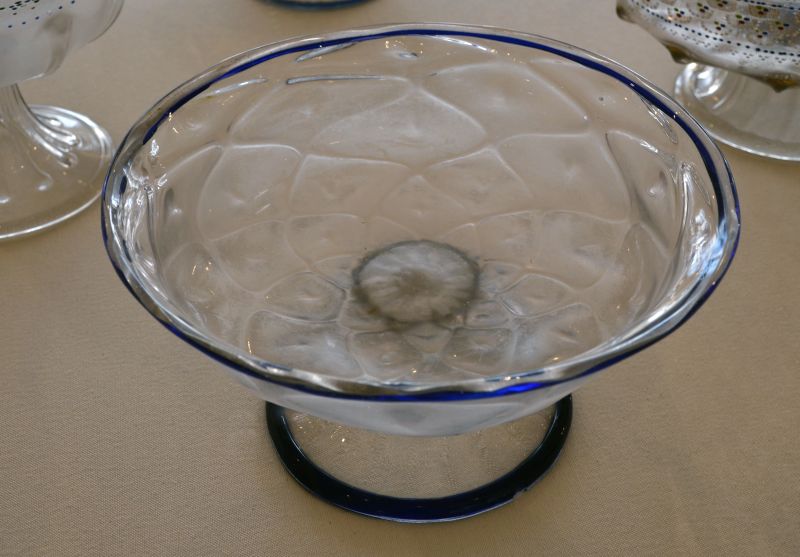 Durchsichtiges Glasgefäß aus Venedig.