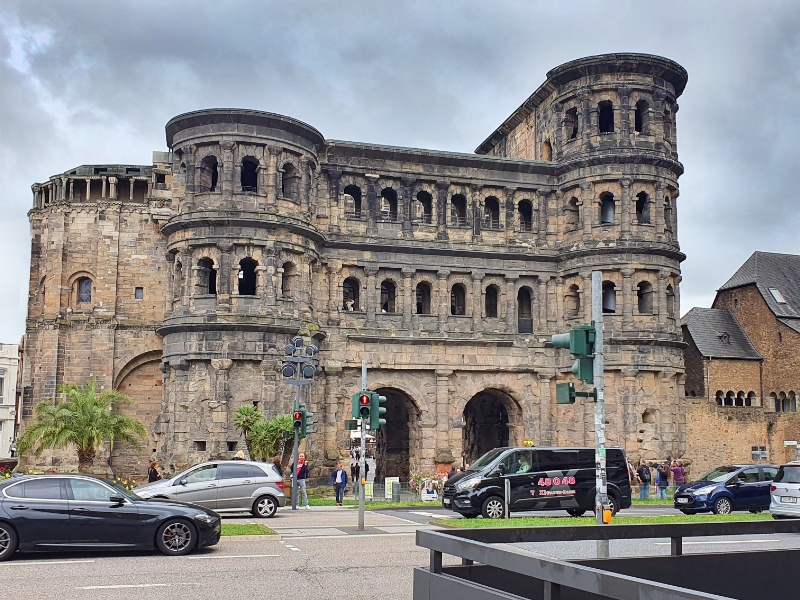 Die Porta Nigra in Trier.